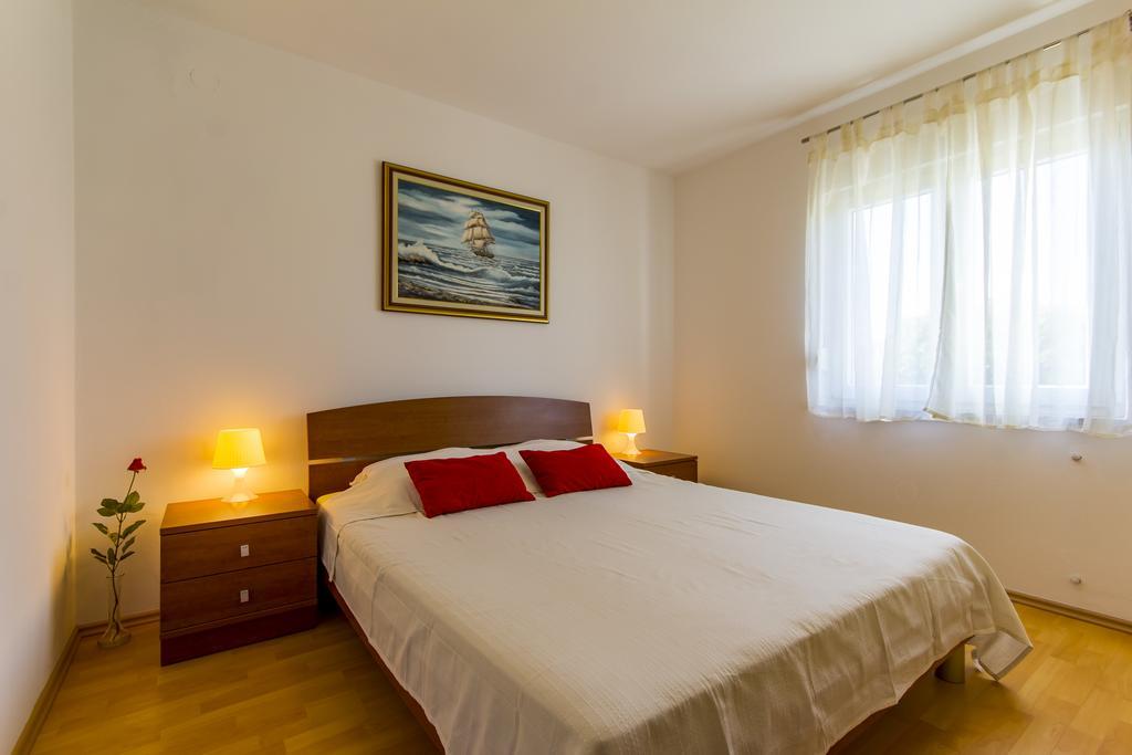 Apartments Alba Fažana Exterior foto